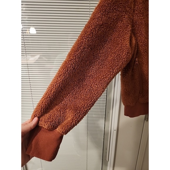 Olivia Sky Sherpa Bomber Zip Up W/Detachable Hood Jacket Copper‎ Women Medium - Picture 5 of 7